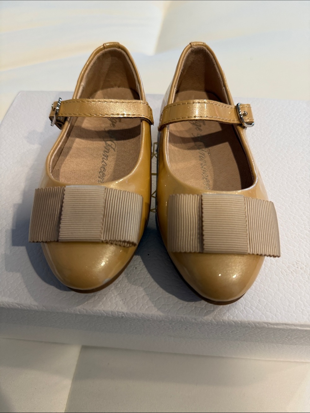 Girls Patent Tan Mary Jane Shoes with Grosgrain Bow